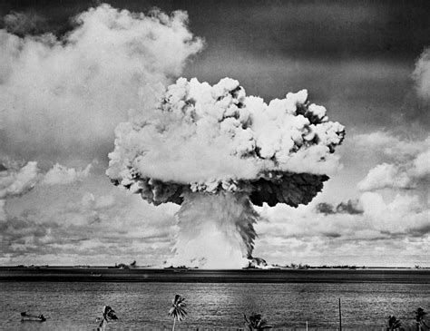 us tests nuclear bomb drop|world war 2 nuclear tests.